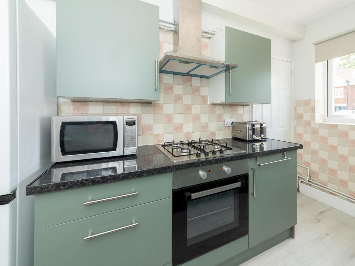 Pass The Keys 2Bdr Peaceful Ground Floor Apartment Free Parking Wokingham Buitenkant foto