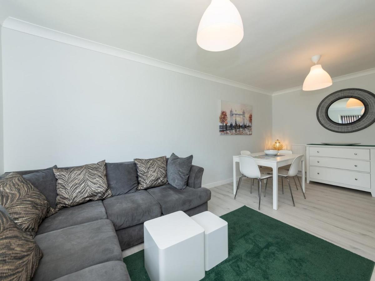 Pass The Keys 2Bdr Peaceful Ground Floor Apartment Free Parking Wokingham Buitenkant foto